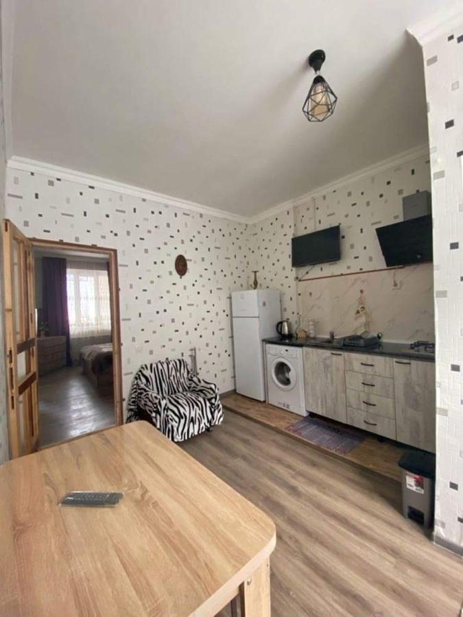 Achela's Guesthouse Borjomi Eksteriør billede