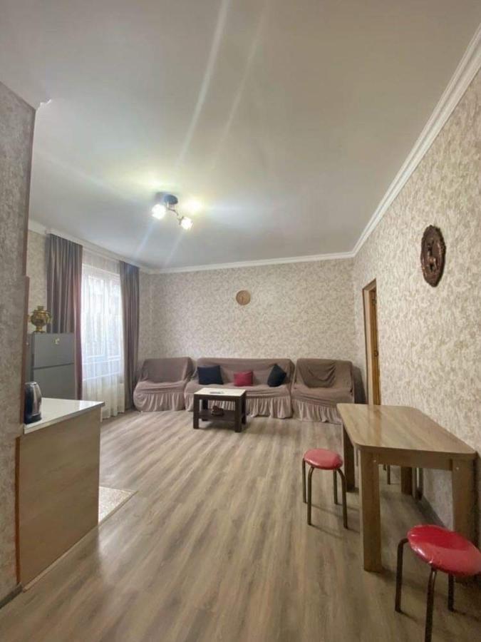 Achela's Guesthouse Borjomi Eksteriør billede